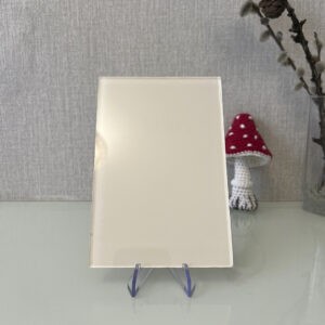 Фото стекло цветное бежевое Лакобель 1013